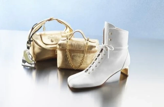 ΔΩΡΑ ΓΙΑ ΕΚΕΙΝΗ