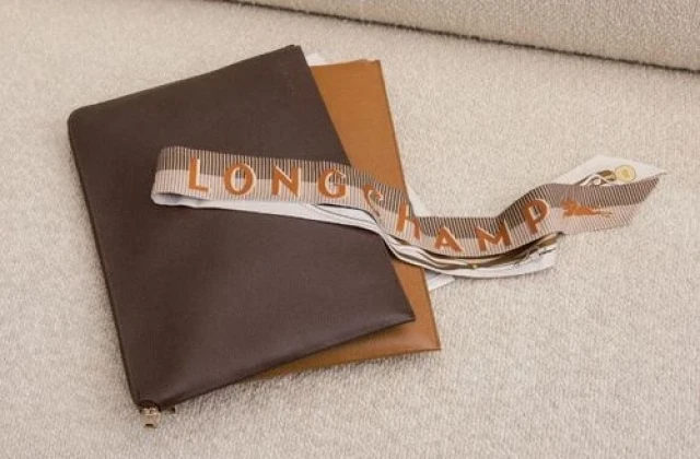 ΔΩΡΑ ΓΙΑ ΕΚΕΙΝΗ