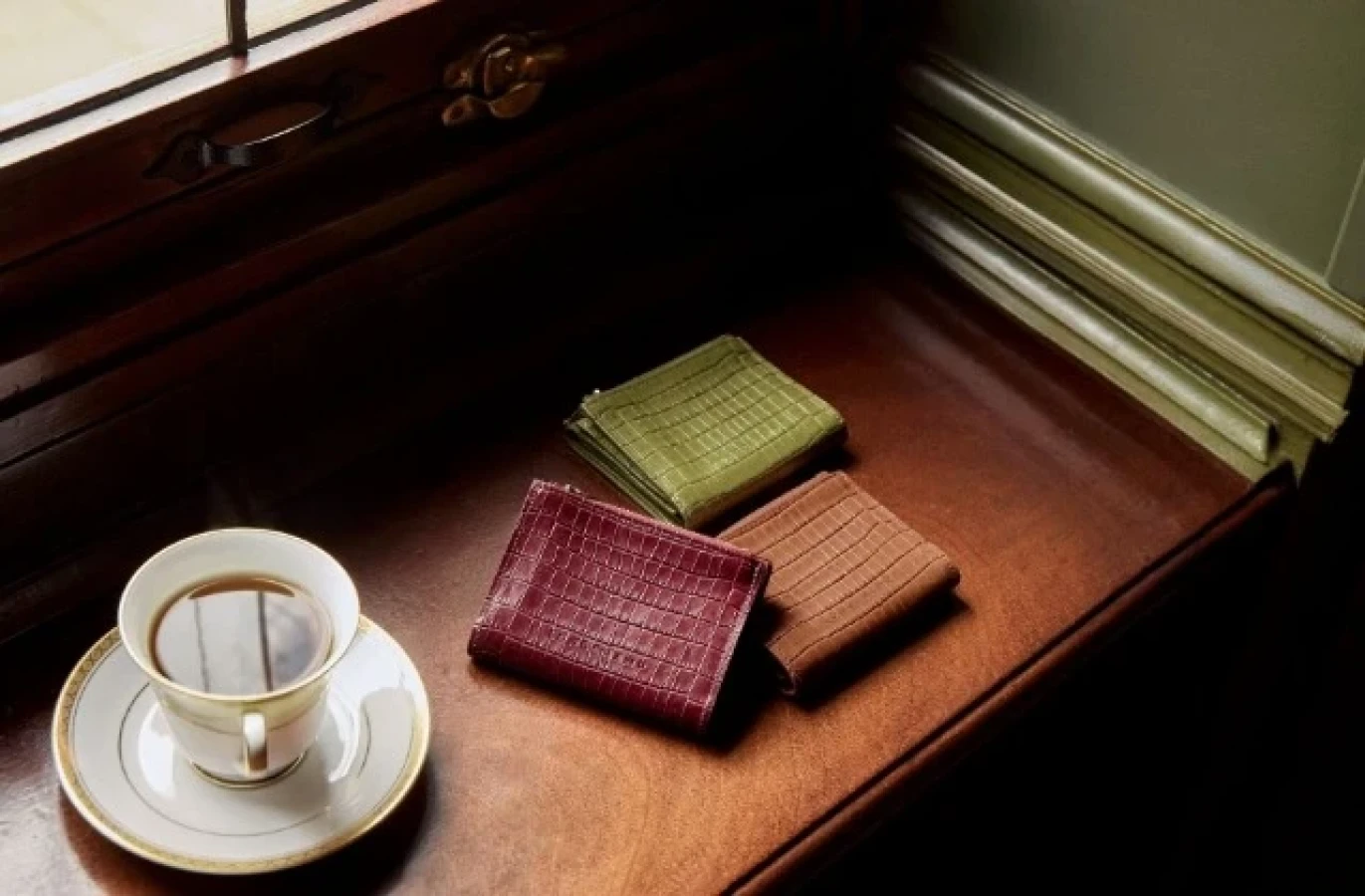 longchamp small leather goods