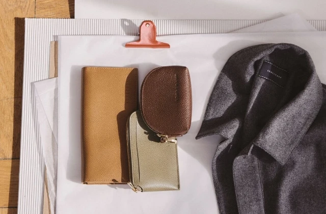 SMALL LEATHER GOODS