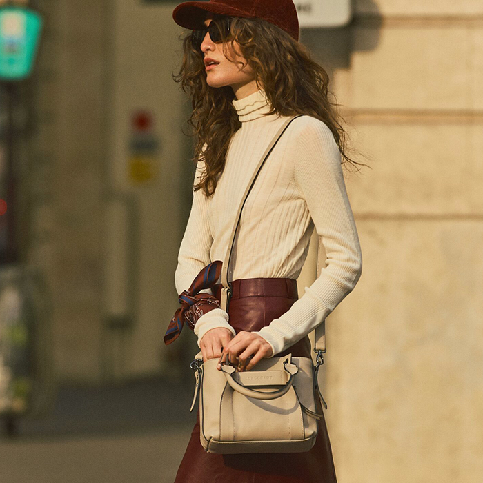 AUTUMN-WINTER COLLECTION