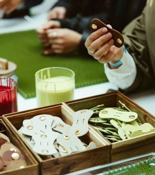 LONGCHAMP X LES DEUX MAINS DU LUXE