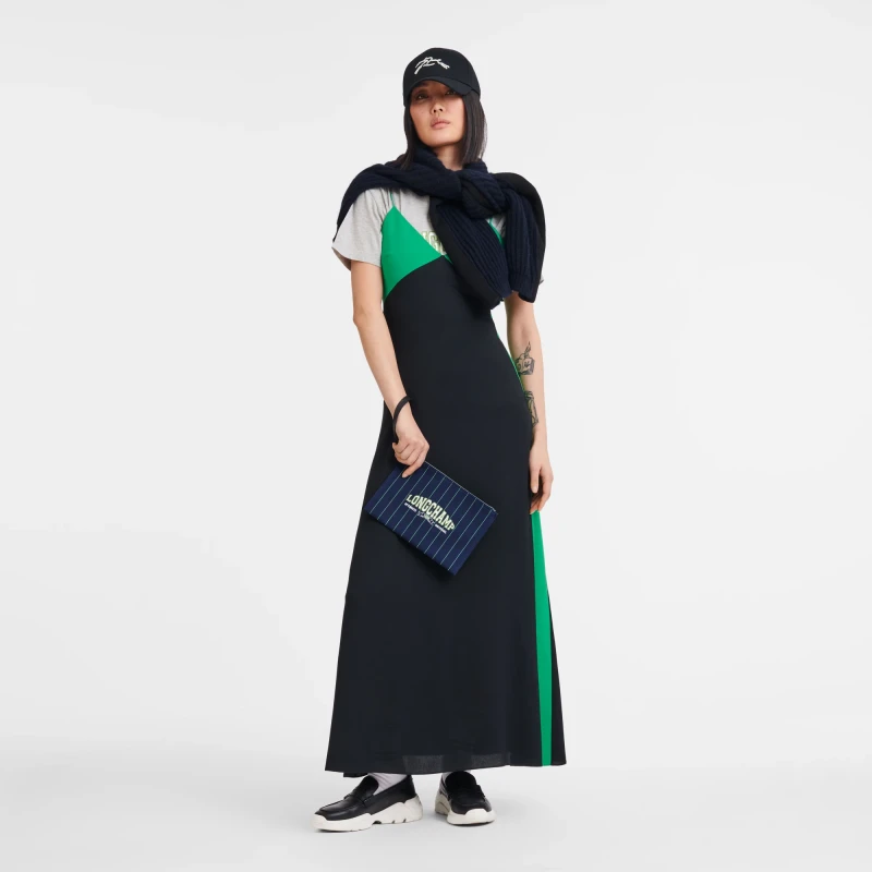POUCH ESSENTIAL