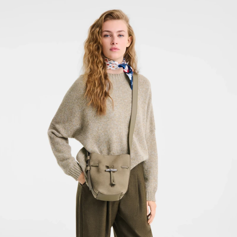 Bucket bag S Le Roseau
