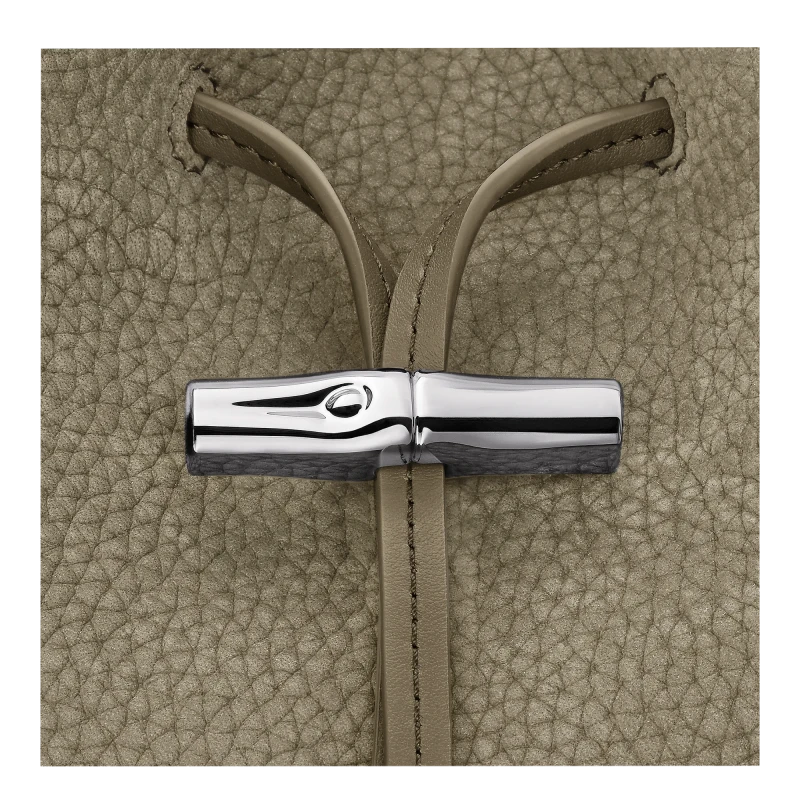 Shoulder bag M Le Roseau