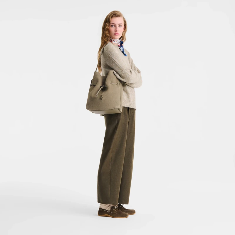 Shoulder bag M Le Roseau